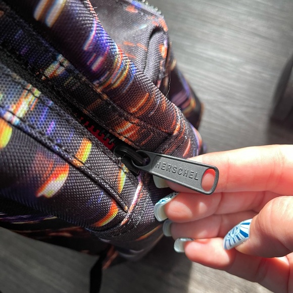 EUC Nova Mini Backpack - Picture 3 of 4